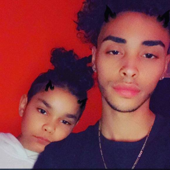 Meet your Posher, Bash - Picture 1 of 1